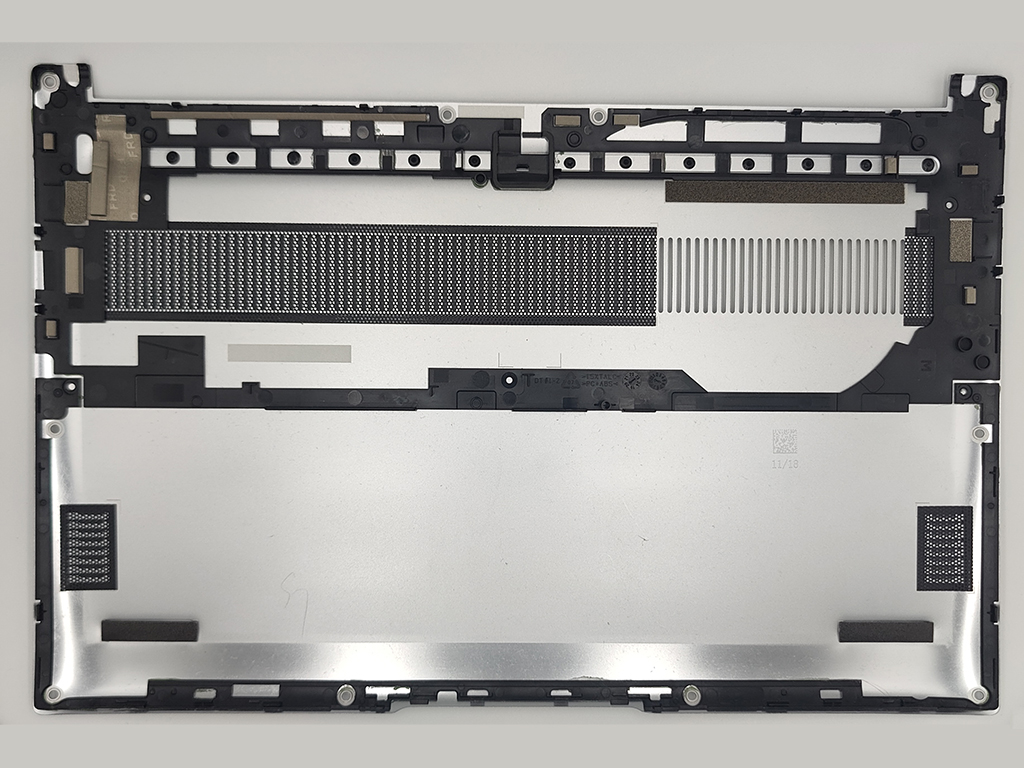 筆電金屬下蓋 (Base Cover / D件) 高散熱性能的鋁銑/鋁沖件，及輕型材料鎂件的製造工藝，搭配有色陽極/噴漆/炫彩印刷等工藝，提供高散熱高強度的輕薄金屬質感產品，滿足商務、娛樂及電競等多方面產品使用需求。